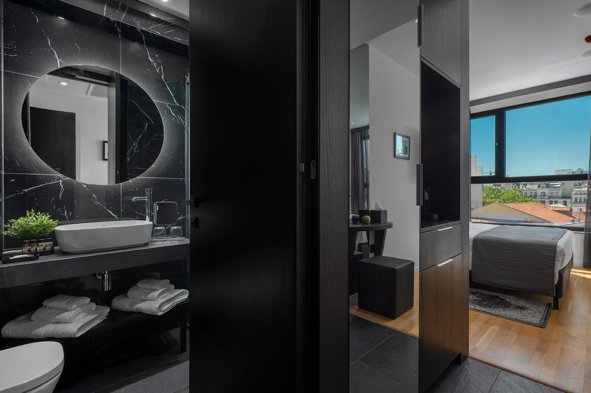 No 15 Ermou Hotel