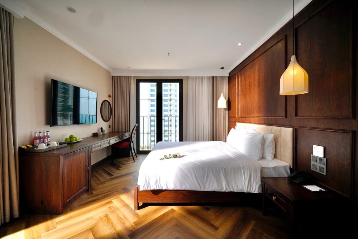 Golden Lotus Luxury Hotel Danang