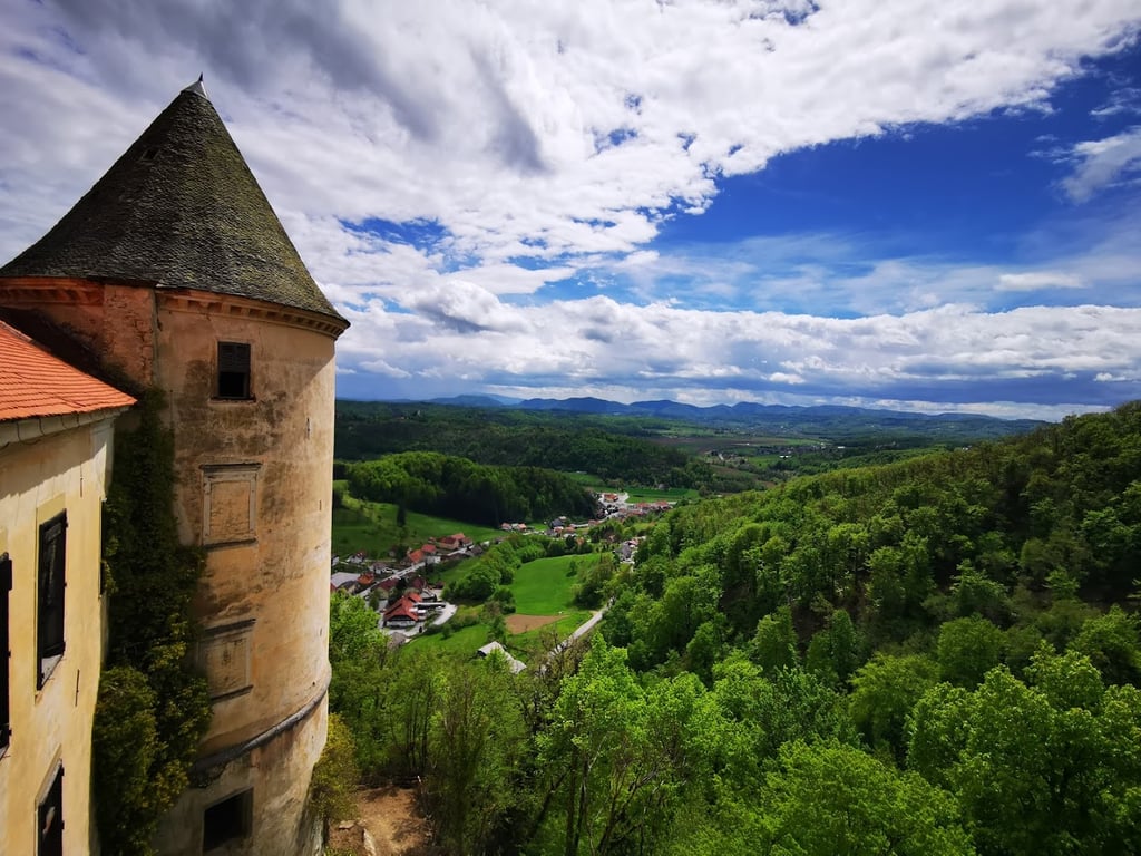 Podčetrtek Castle