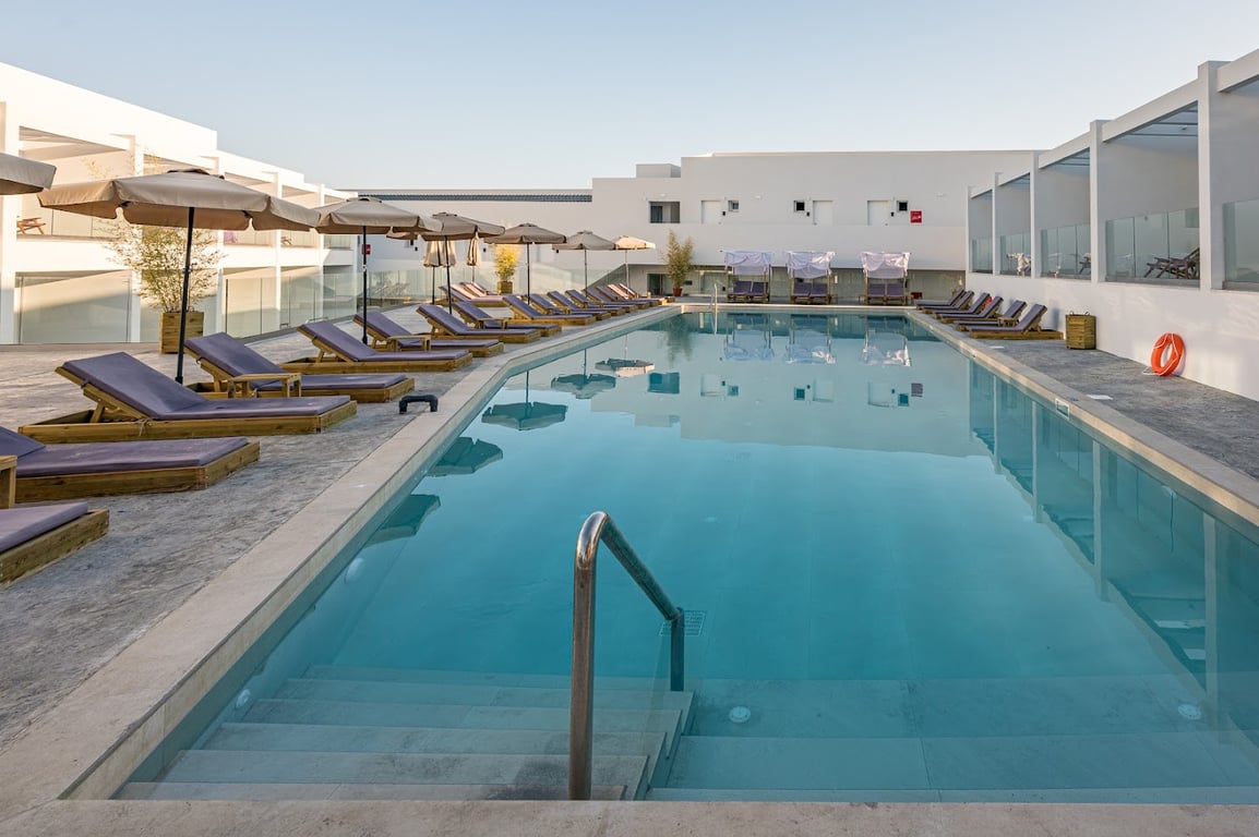 Mirage Bleu Hotel