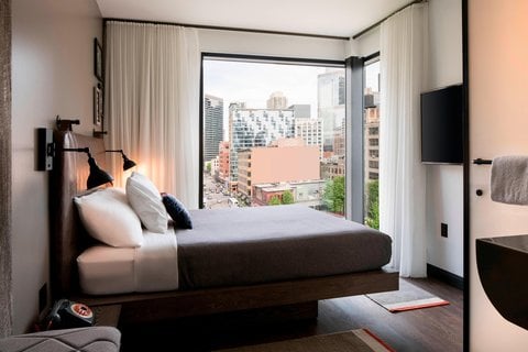 Moxy Chicago Downtown