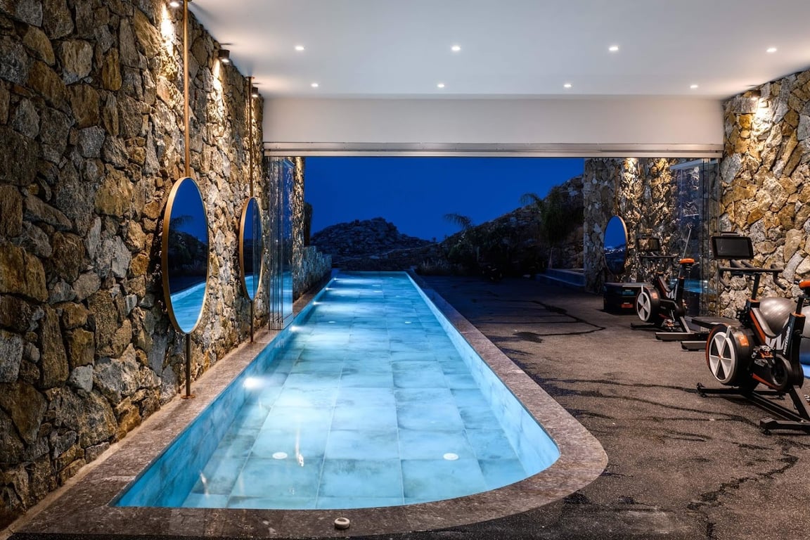 Charisma Hotel and Wellness Suites