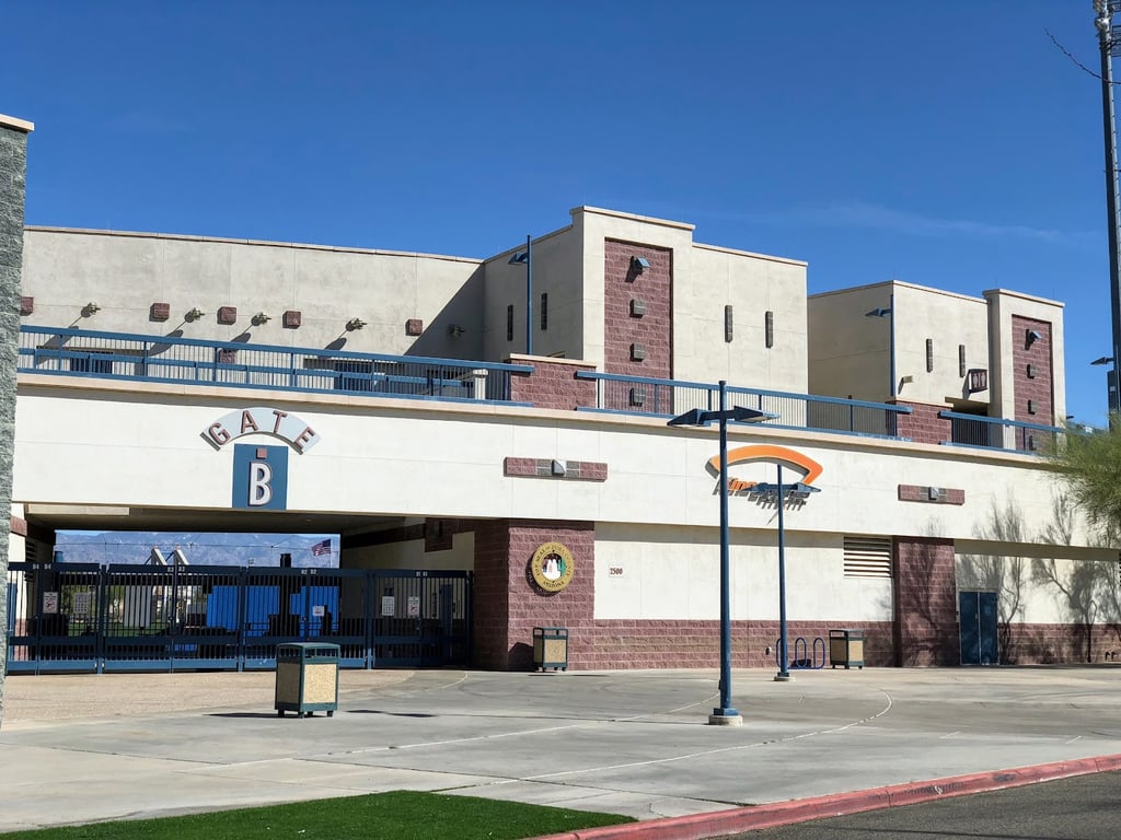 Kino Veterans Memorial Stadium