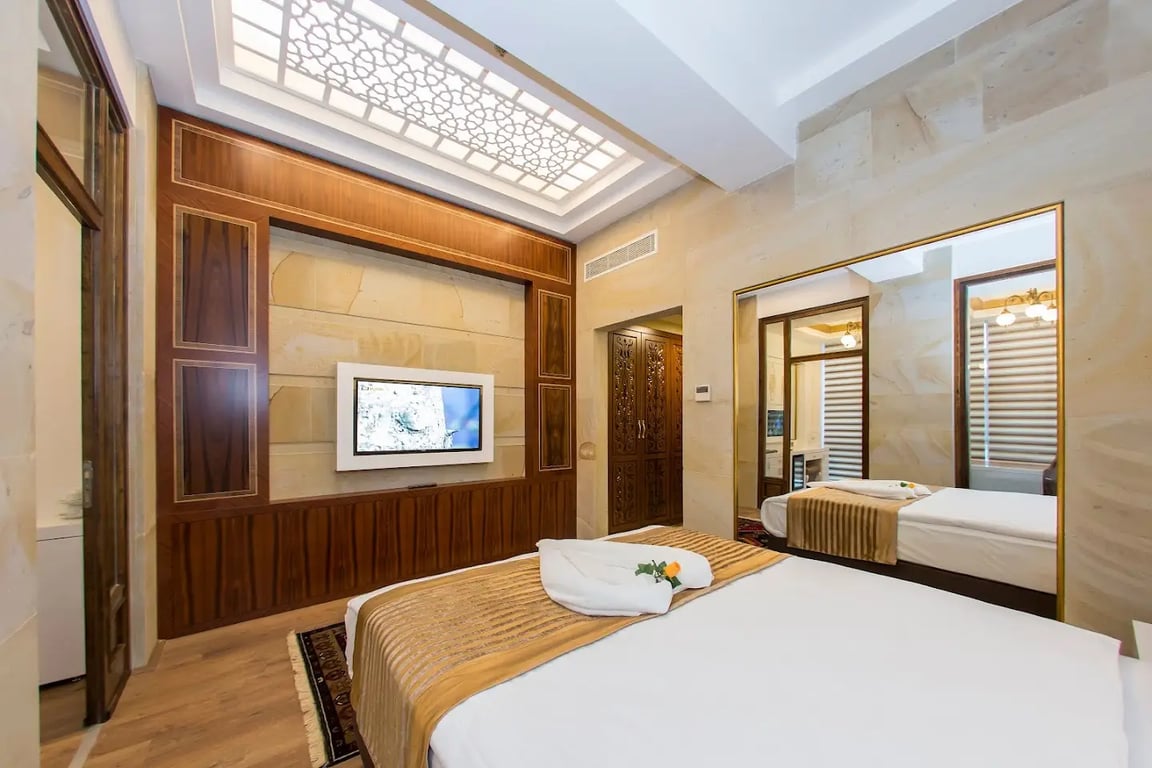 GHERDAN GOLD OTEL
