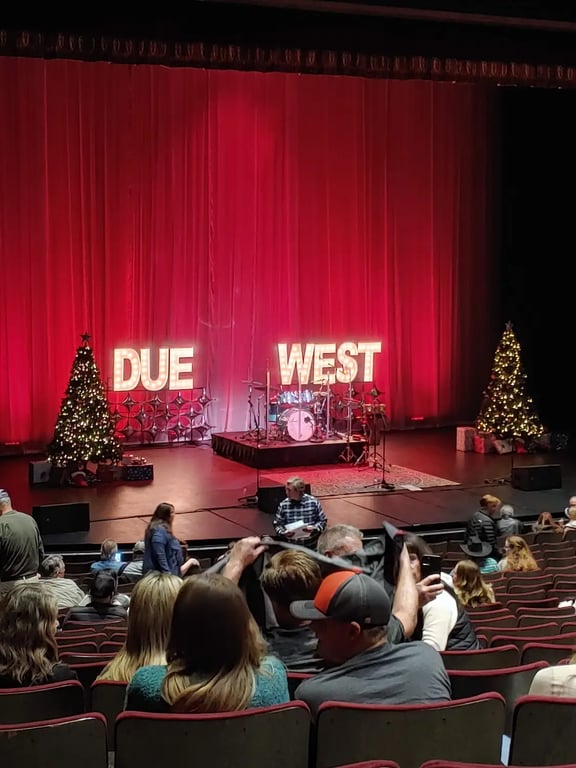 Cox Performing Arts Center