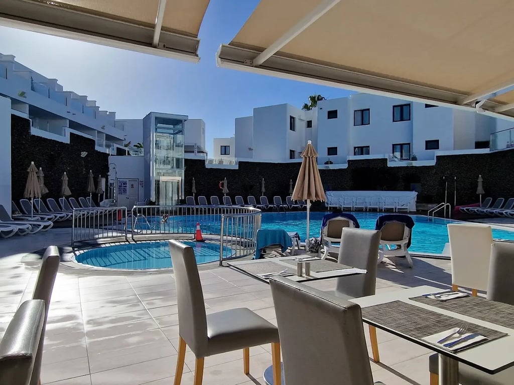Aqua Suites