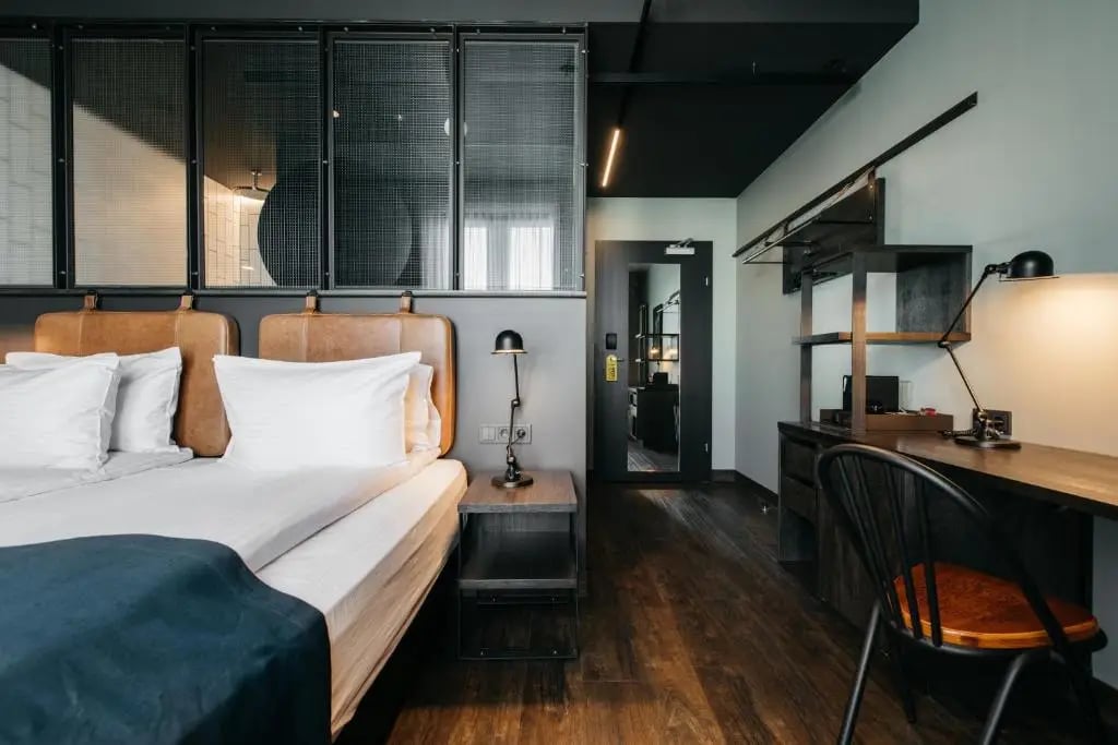 Exeter Hotel