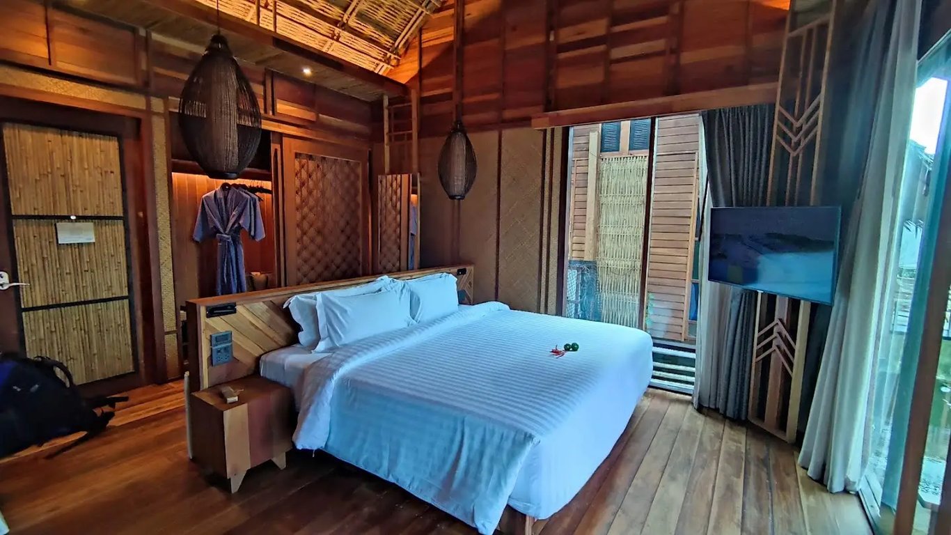 Venice Krabi Villa Resort