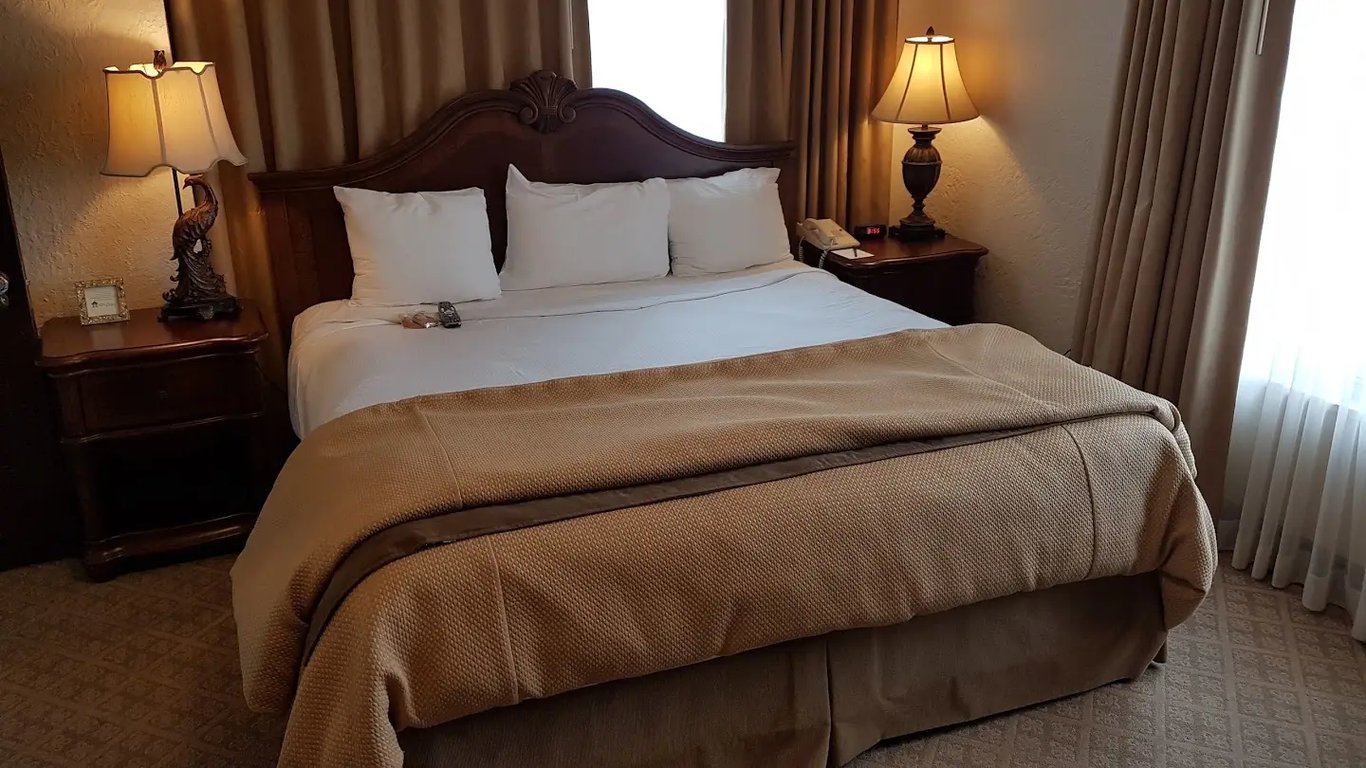 Hotel Baker