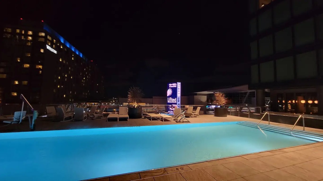 Omni Boston Hotel at the Seaport