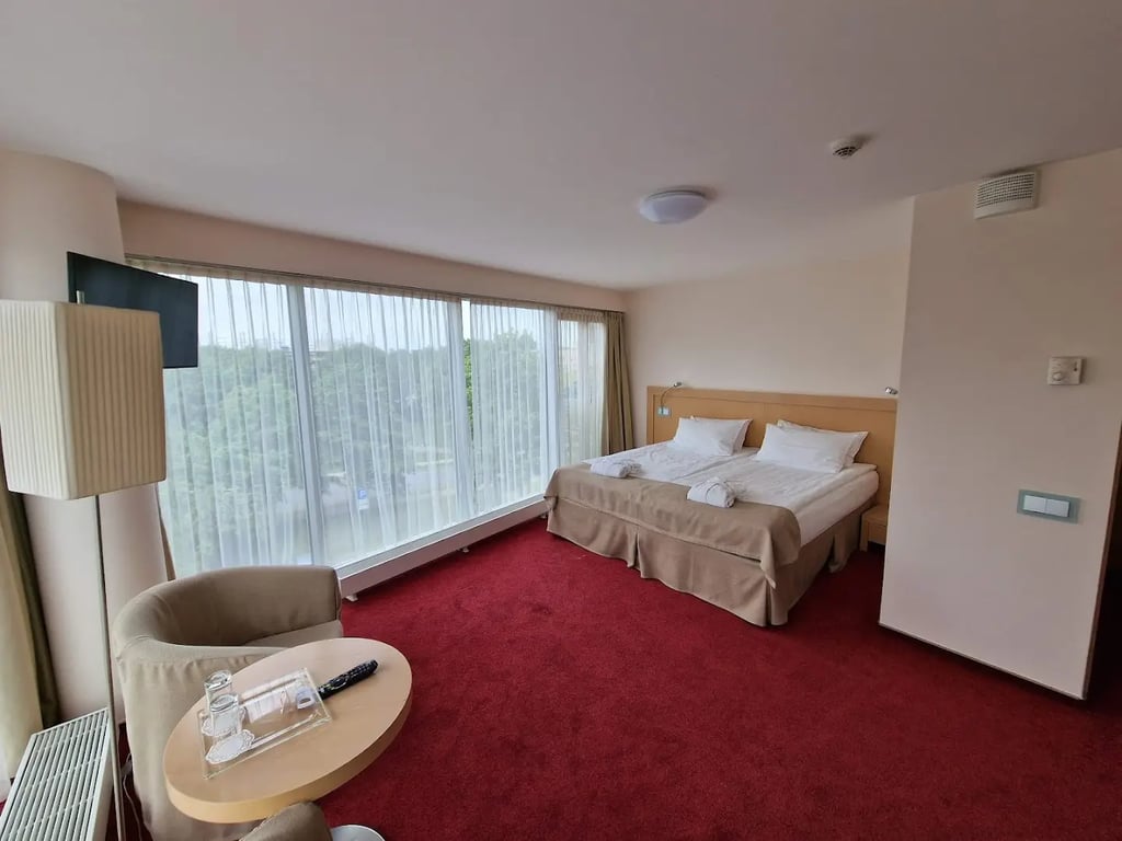 Riga Islande Hotel with FREE Parking