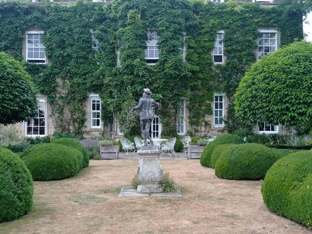 Cornwell Manor