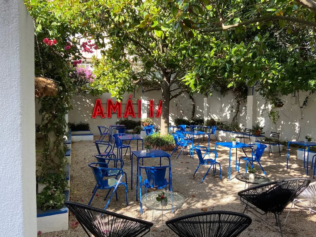Amália