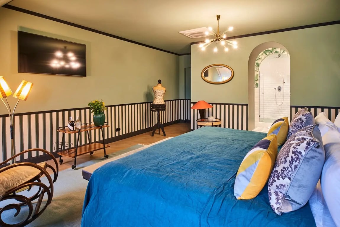 Cora Apartments
