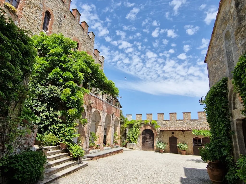 Castello di Montalto