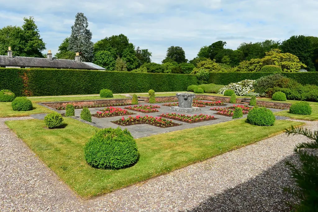 Fota House