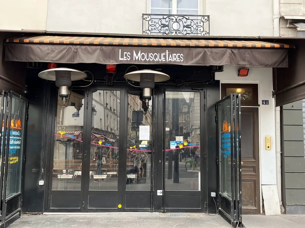 Le Mousquetaires