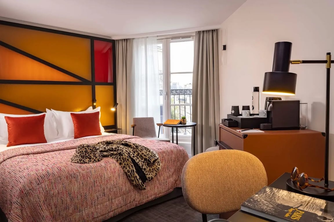 Le 12 Hôtel