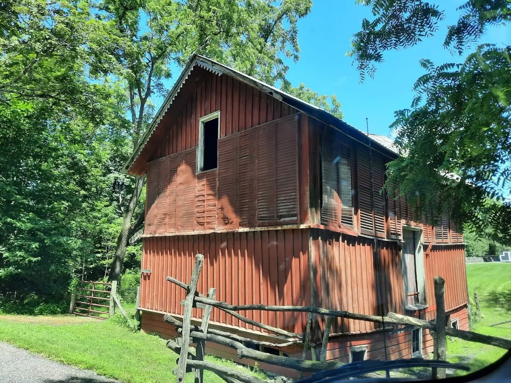 Meadow Ridge on Hudson