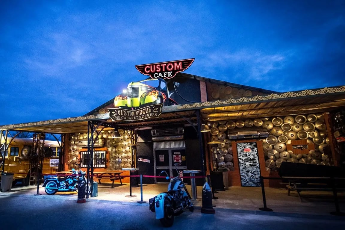 Teatro Custom Café