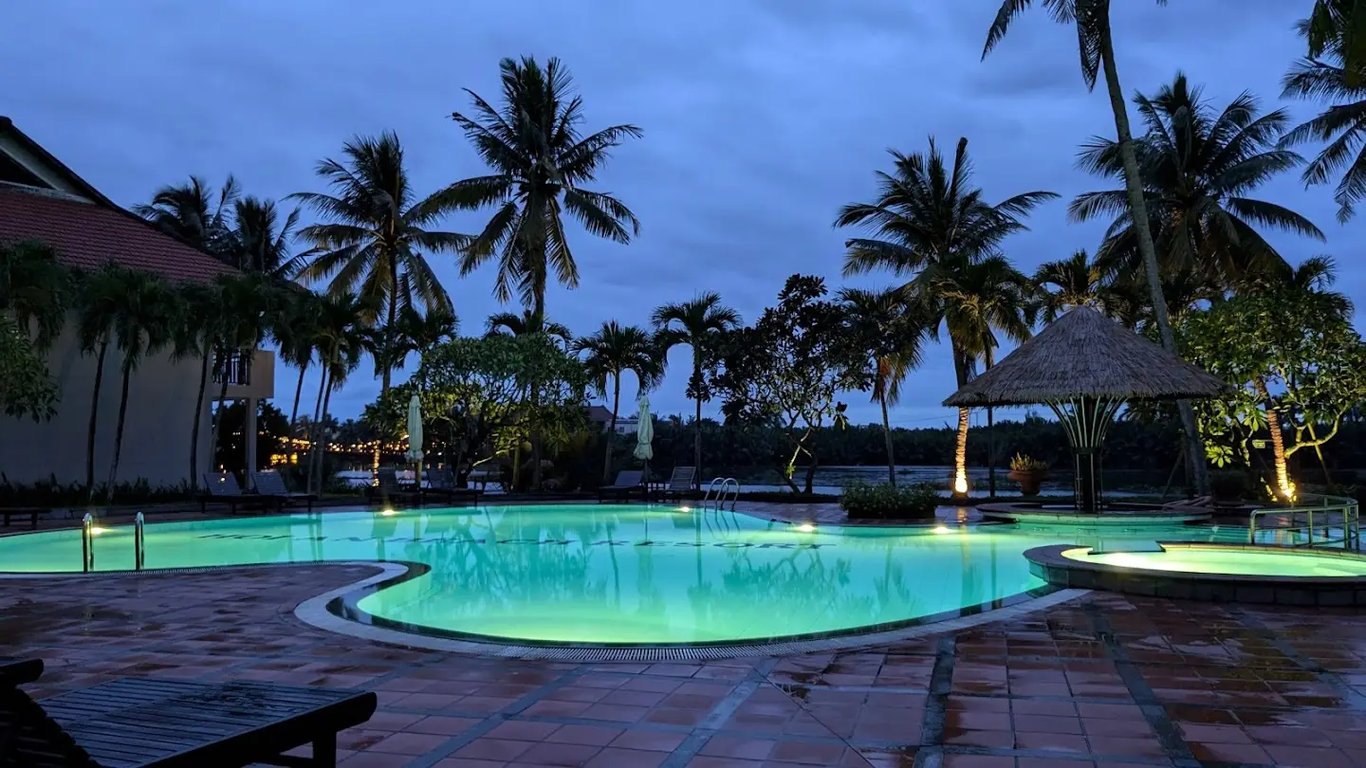 Hotel Front Beach