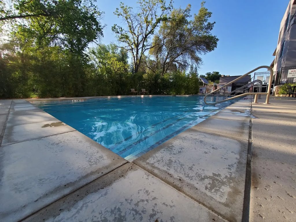 Sheraton Redding Hotel at the Sundial Bridge