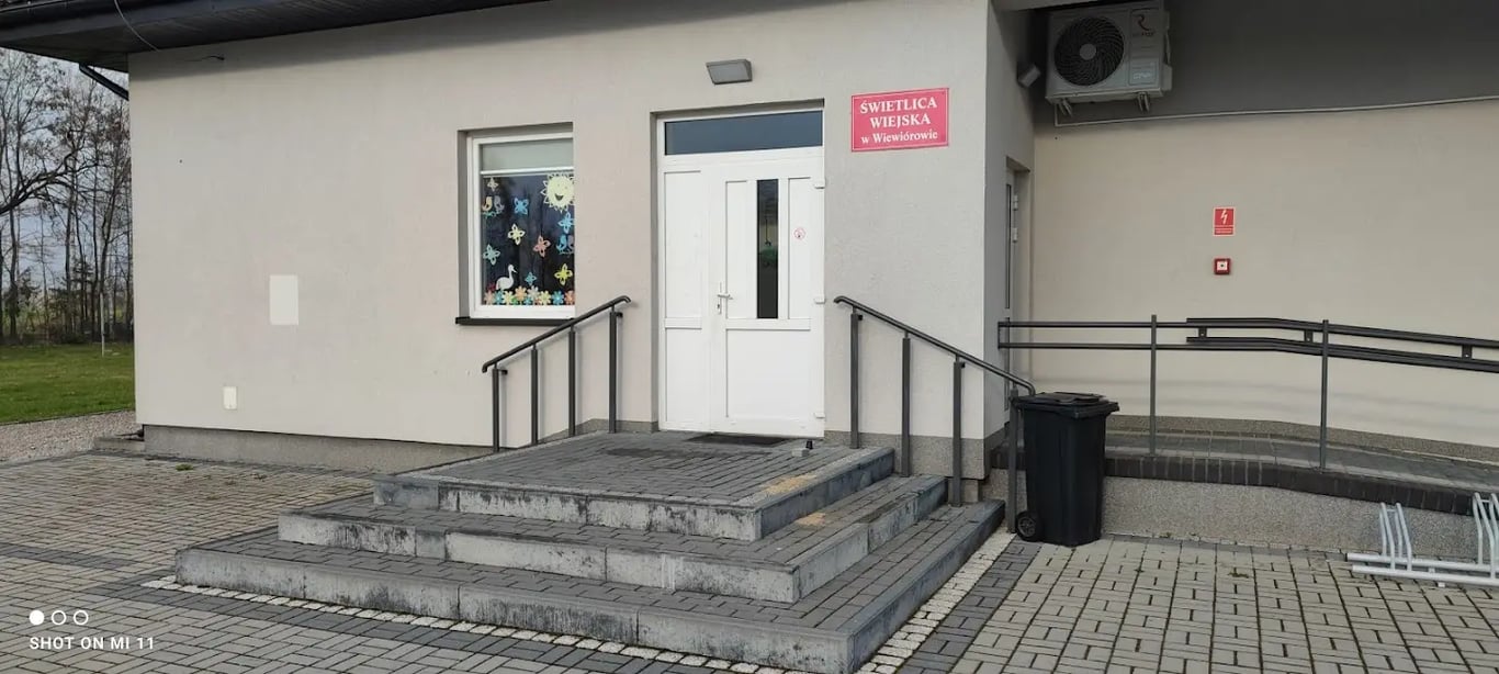 Świetlica Wiejska w Wiewiórowie