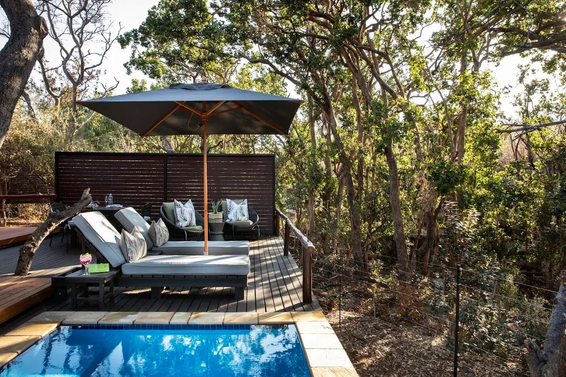 Ndlovu Safari Lodge
