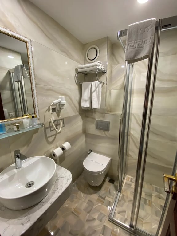 Golden Horn Hotel