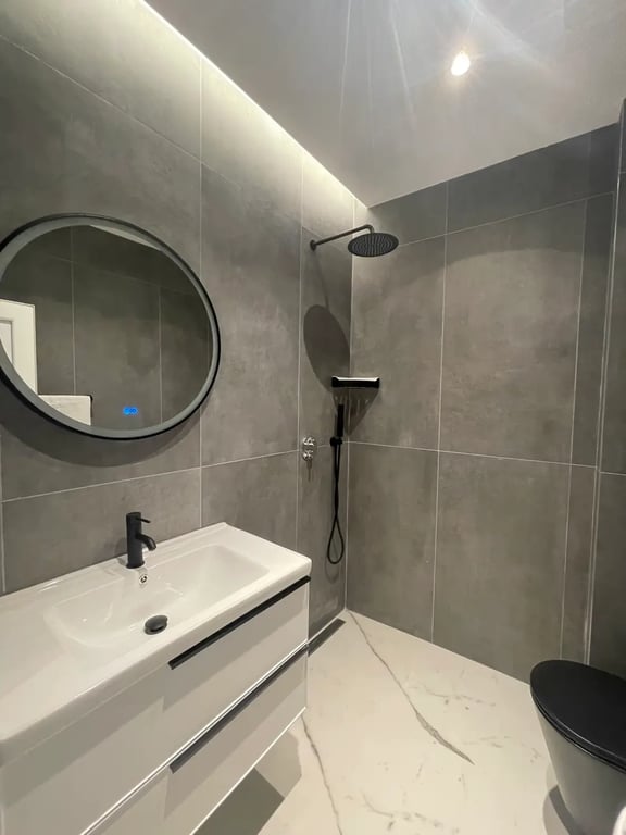 Ladi Rooms