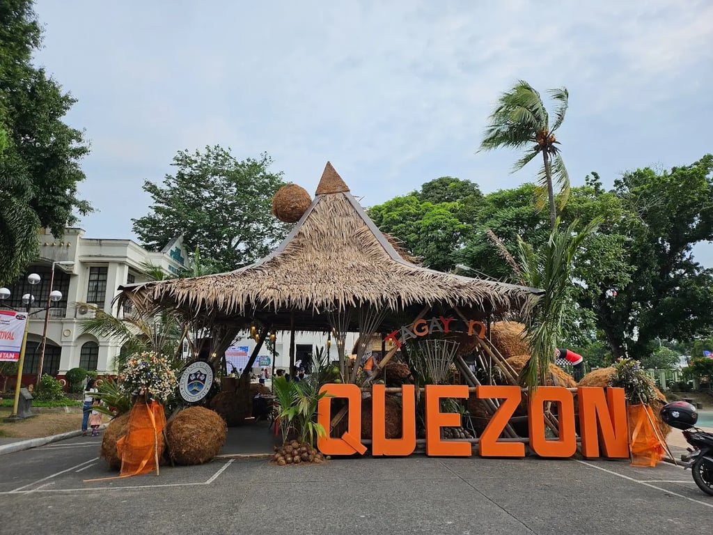 Quezon Convention Center (Lucena, Quezon)