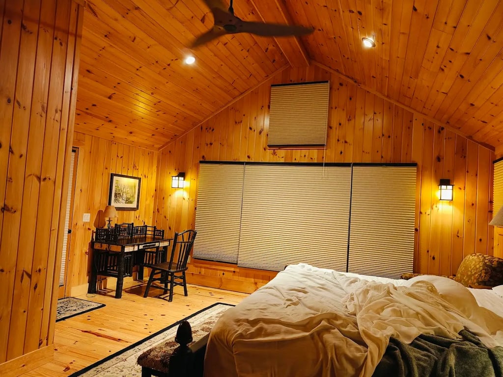 Migis Lodge on Sebago Lake