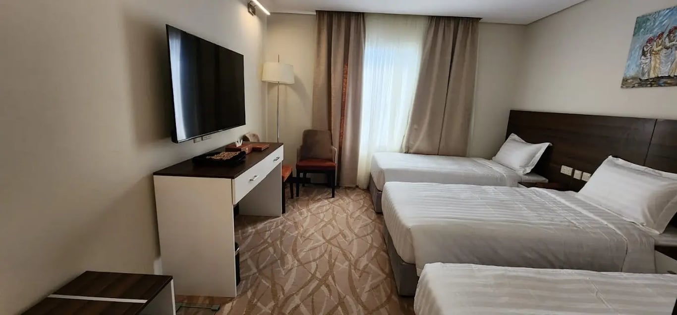 Sun & Moon Bacca Hotel