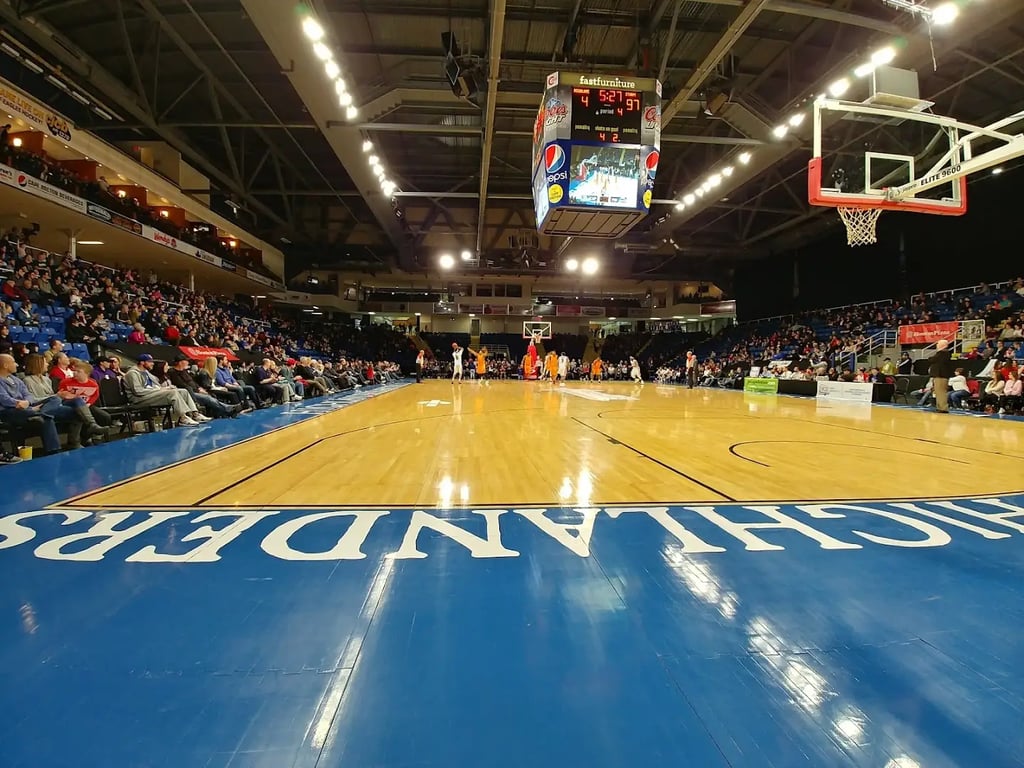 Centre 200