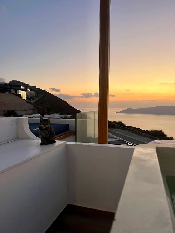 Amaze Suites