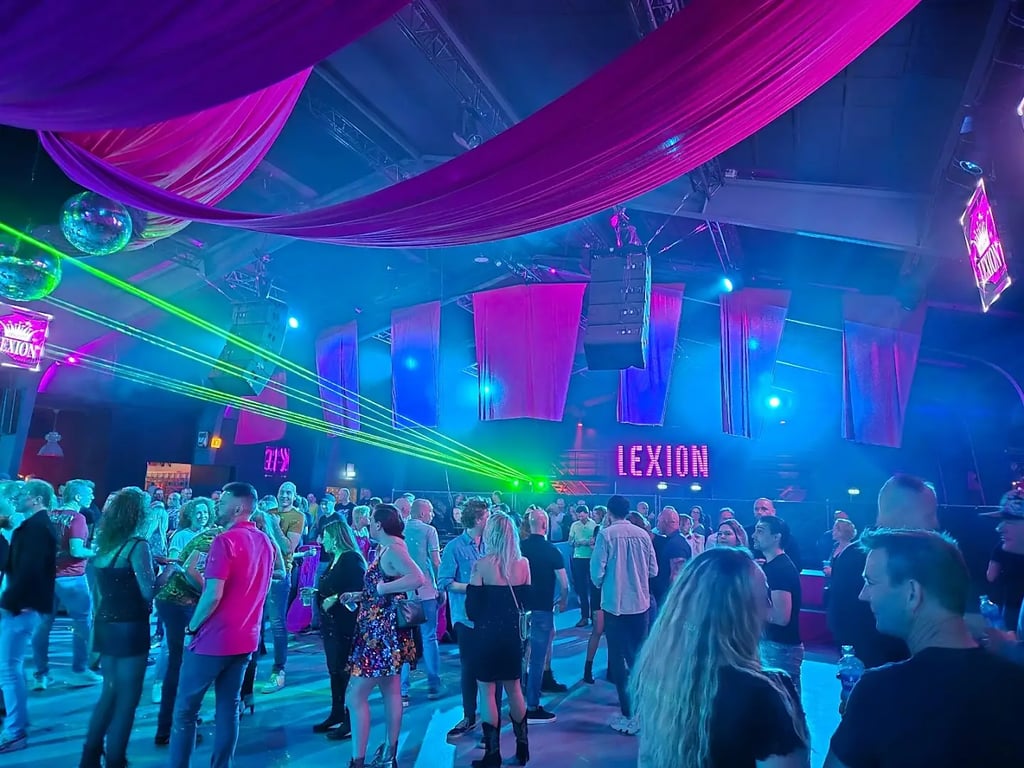 North Sea Venue / Hemkade 48
