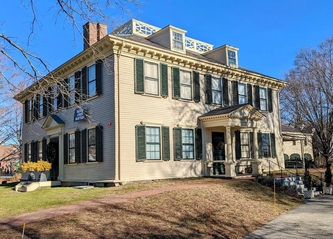 The Loring-Greenough House