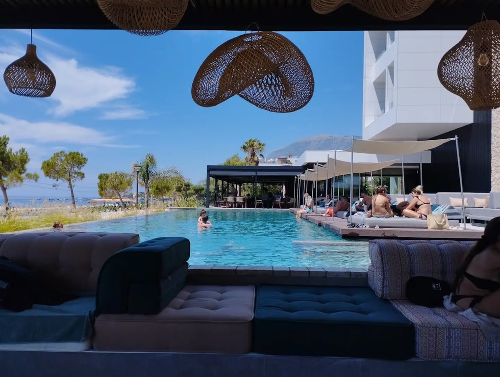 Nassau Hotel