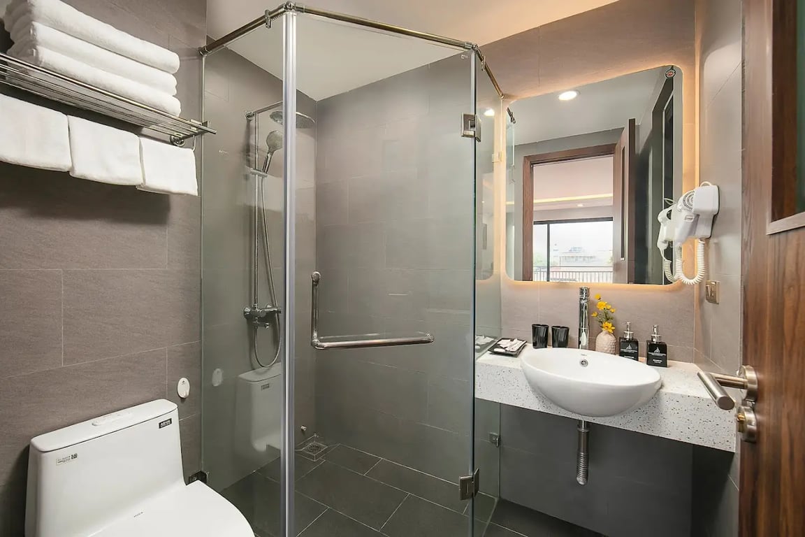 Hanoi Vacanza Premier Hotel