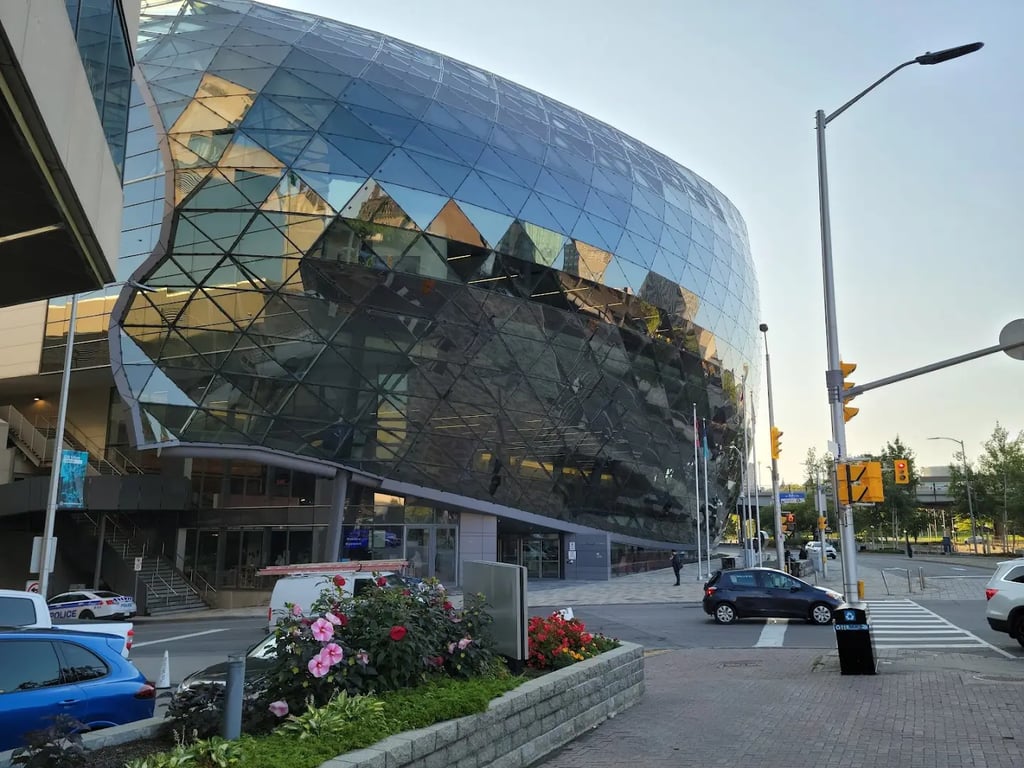Shaw Centre