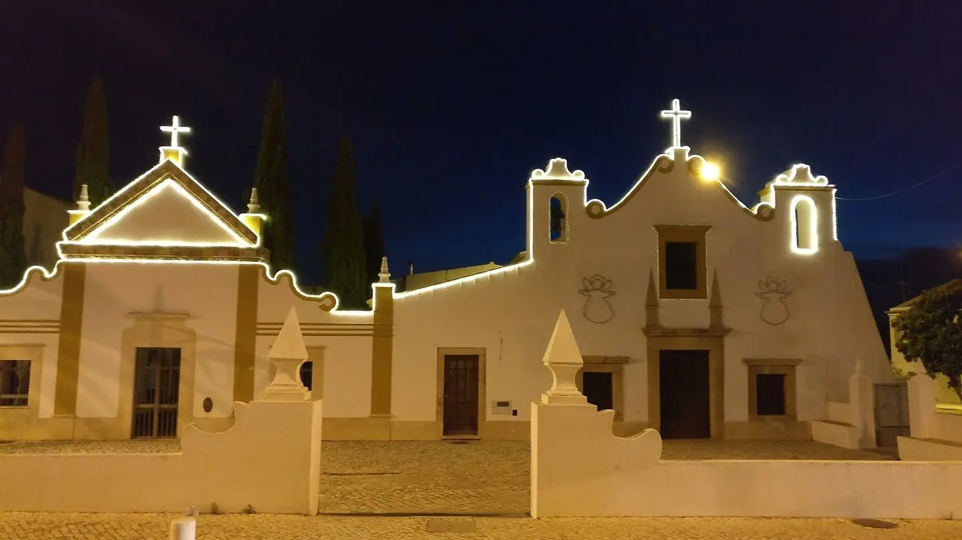 Bistro Oasis Guia