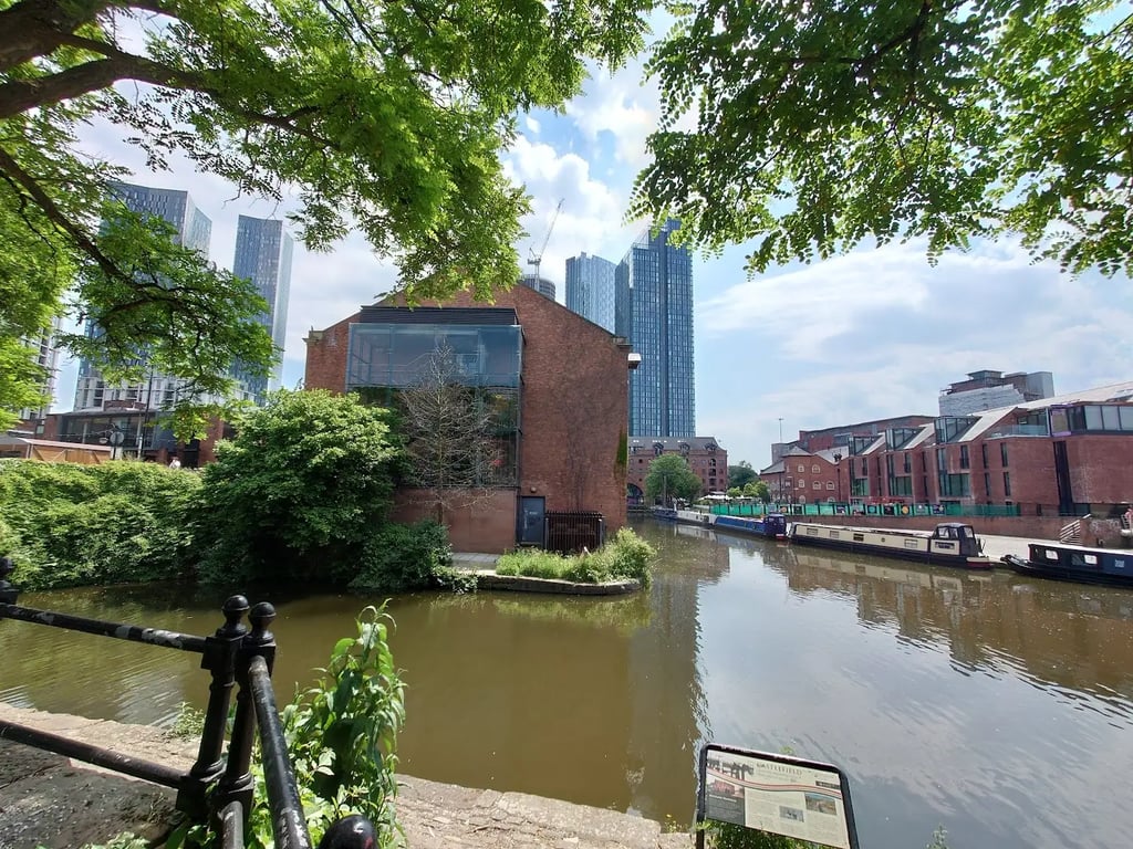 Barça - Canal-side Bar, Castlefield - Manchester