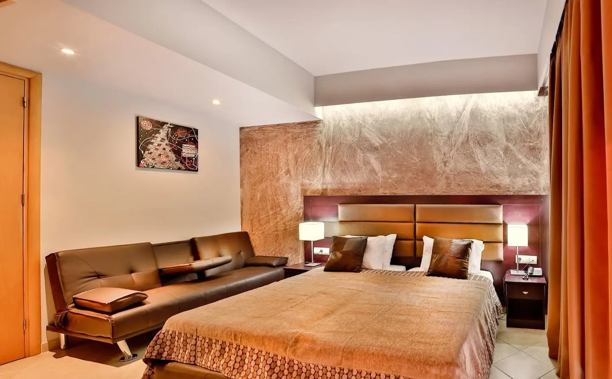 Diana Art Boutique Hotel