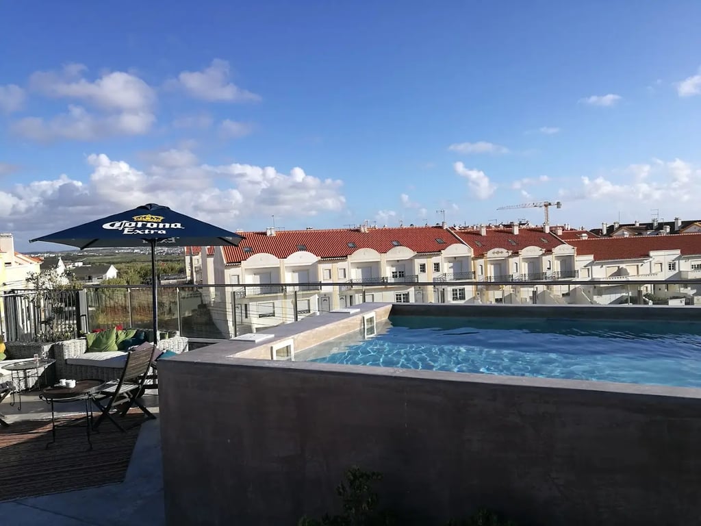 Surfers Lodge Peniche