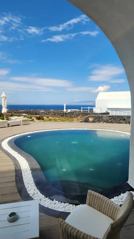 Danae Suites Santorini