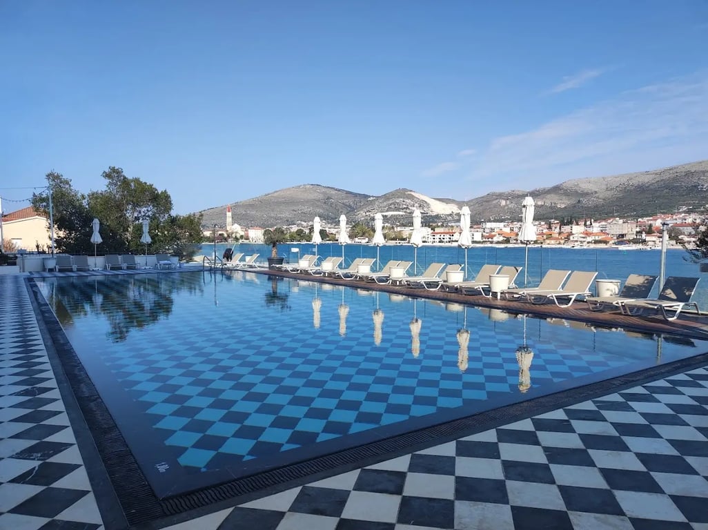 Hotel Brown Beach House & Spa