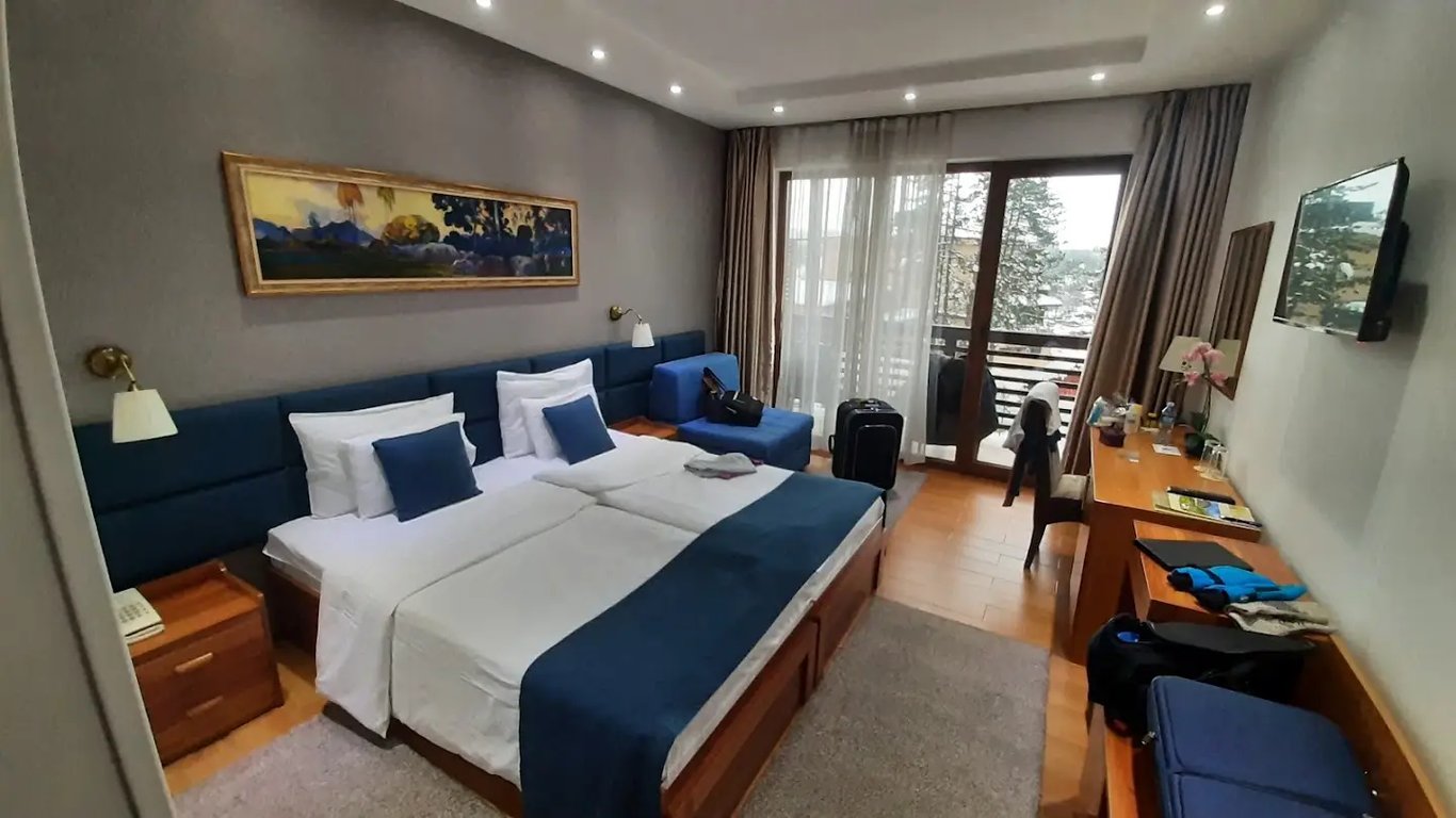 Hotel Iris