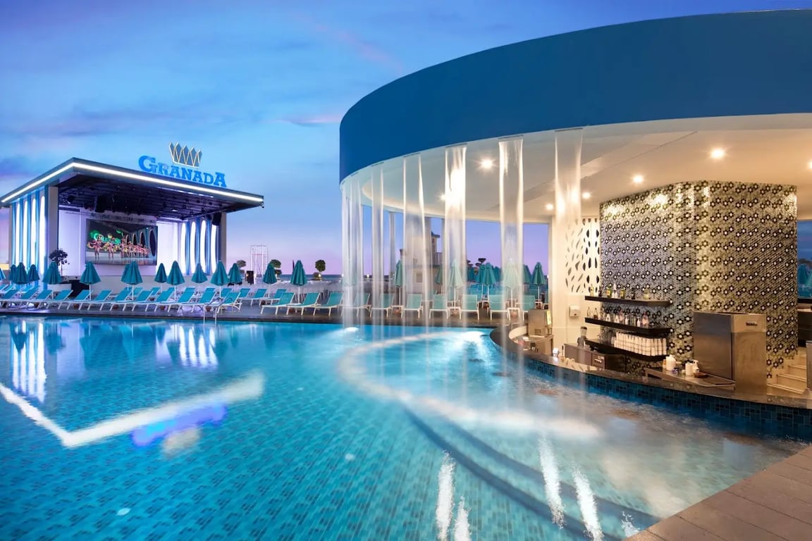 Granada Luxury Beach-Ultra All Inclusive