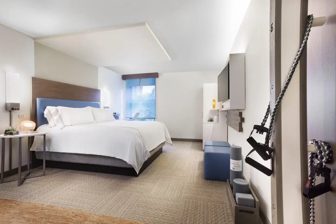 EVEN Hotel Norwalk an IHG Hotel