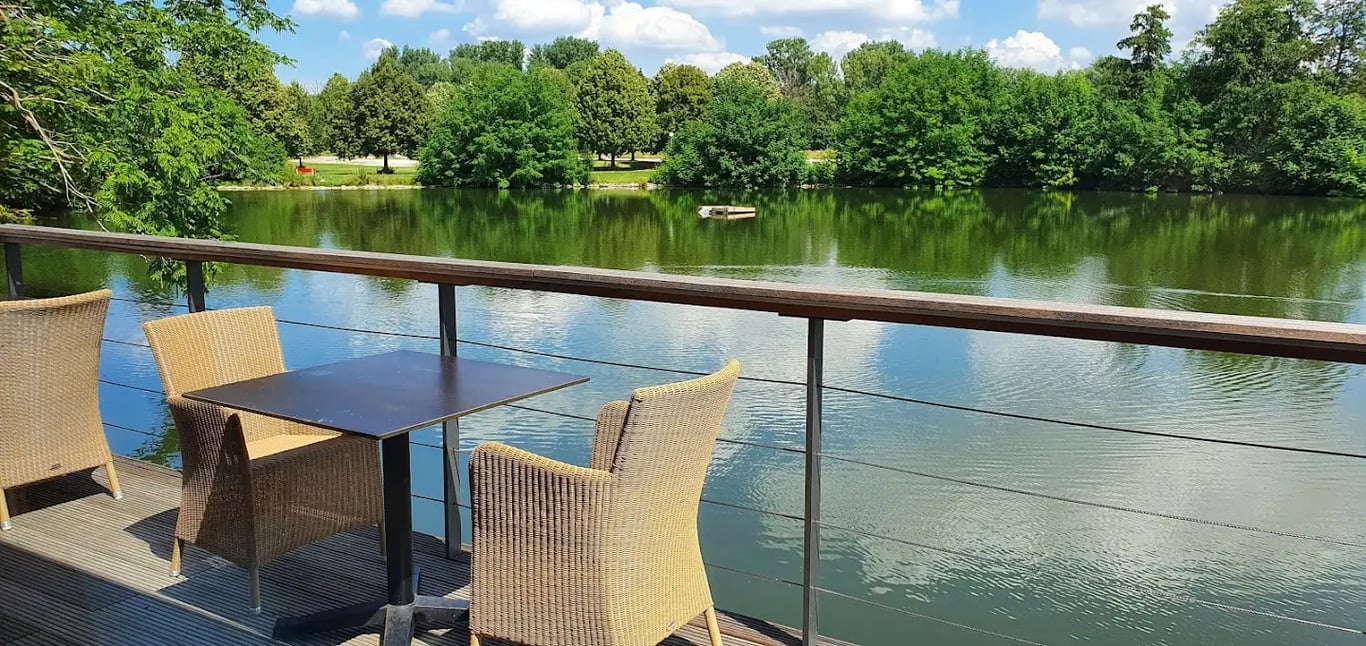 LAGO hotel & restaurant am see